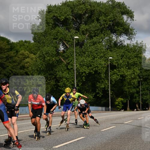 29.06.2025 - hella hamburg halbmarathon Dr. Thomas Lammeyer http://msf.ph/oto/8138829 29.06.2025 08:53:02 Kennedybrücke  meine-sportfotos.de