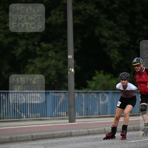 29.06.2025 - hella hamburg halbmarathon Dr. Thomas Lammeyer http://msf.ph/oto/8138836 29.06.2025 09:03:41 Kennedybrücke  meine-sportfotos.de