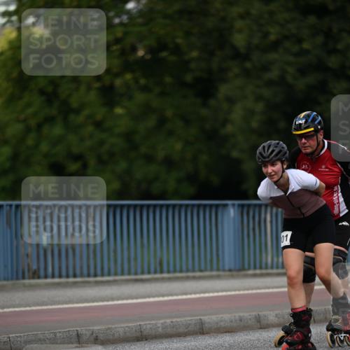 29.06.2025 - hella hamburg halbmarathon Dr. Thomas Lammeyer http://msf.ph/oto/8138844 29.06.2025 09:03:42 Kennedybrücke  meine-sportfotos.de