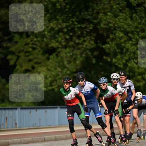 29.06.2025 - hella hamburg halbmarathon Dr. Thomas Lammeyer http://msf.ph/oto/8138849 29.06.2025 08:53:38 Kennedybrücke  meine-sportfotos.de
