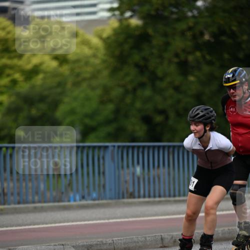 29.06.2025 - hella hamburg halbmarathon Dr. Thomas Lammeyer http://msf.ph/oto/8138858 29.06.2025 09:03:43 Kennedybrücke  meine-sportfotos.de