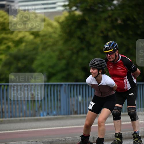 29.06.2025 - hella hamburg halbmarathon Dr. Thomas Lammeyer http://msf.ph/oto/8138859 29.06.2025 09:03:43 Kennedybrücke  meine-sportfotos.de