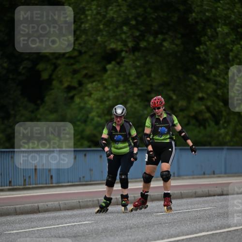 29.06.2025 - hella hamburg halbmarathon Dr. Thomas Lammeyer http://msf.ph/oto/8138862 29.06.2025 09:03:46 Kennedybrücke  meine-sportfotos.de