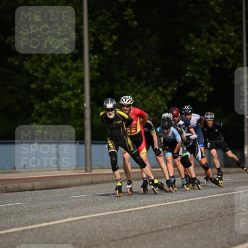 29.06.2025 - hella hamburg halbmarathon Dr. Thomas Lammeyer http://msf.ph/oto/8138868 29.06.2025 08:53:44 Kennedybrücke  meine-sportfotos.de