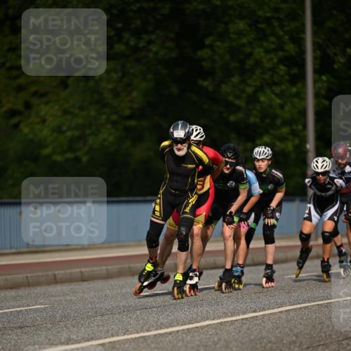 29.06.2025 - hella hamburg halbmarathon Dr. Thomas Lammeyer http://msf.ph/oto/8138877 29.06.2025 08:53:45 Kennedybrücke  meine-sportfotos.de