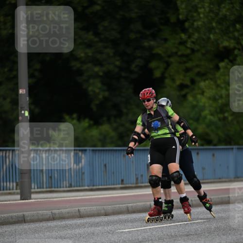 29.06.2025 - hella hamburg halbmarathon Dr. Thomas Lammeyer http://msf.ph/oto/8138879 29.06.2025 09:03:46 Kennedybrücke  meine-sportfotos.de