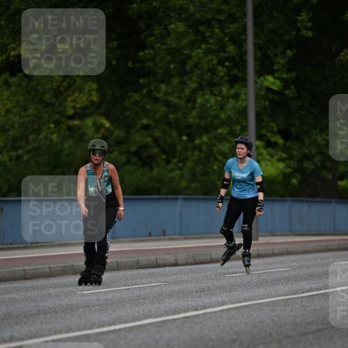 29.06.2025 - hella hamburg halbmarathon Dr. Thomas Lammeyer http://msf.ph/oto/8138895 29.06.2025 09:03:51 Kennedybrücke  meine-sportfotos.de