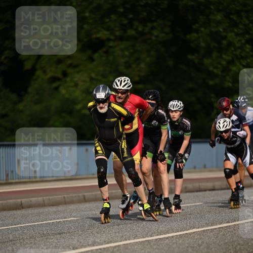 29.06.2025 - hella hamburg halbmarathon Dr. Thomas Lammeyer http://msf.ph/oto/8138896 29.06.2025 08:53:46 Kennedybrücke  meine-sportfotos.de