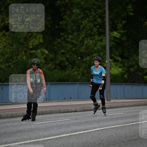 29.06.2025 - hella hamburg halbmarathon Dr. Thomas Lammeyer http://msf.ph/oto/8138897 29.06.2025 09:03:51 Kennedybrücke  meine-sportfotos.de