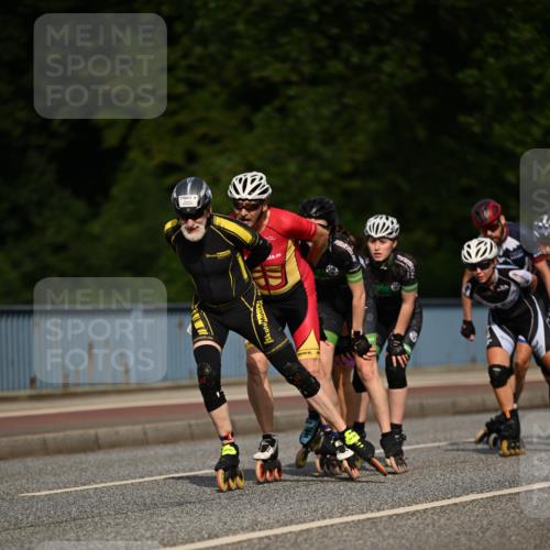 29.06.2025 - hella hamburg halbmarathon Dr. Thomas Lammeyer http://msf.ph/oto/8138898 29.06.2025 08:53:46 Kennedybrücke  meine-sportfotos.de