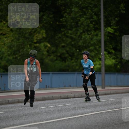 29.06.2025 - hella hamburg halbmarathon Dr. Thomas Lammeyer http://msf.ph/oto/8138899 29.06.2025 09:03:52 Kennedybrücke  meine-sportfotos.de
