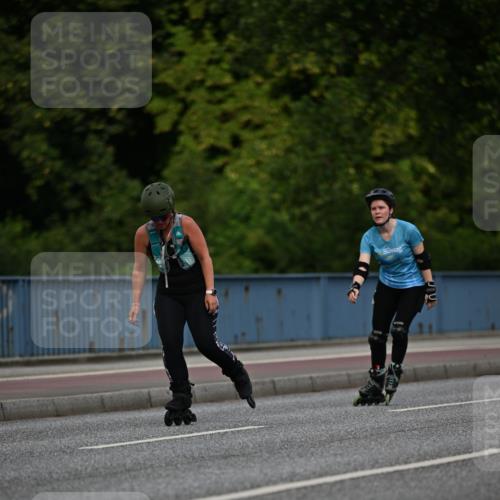 29.06.2025 - hella hamburg halbmarathon Dr. Thomas Lammeyer http://msf.ph/oto/8138904 29.06.2025 09:03:52 Kennedybrücke  meine-sportfotos.de