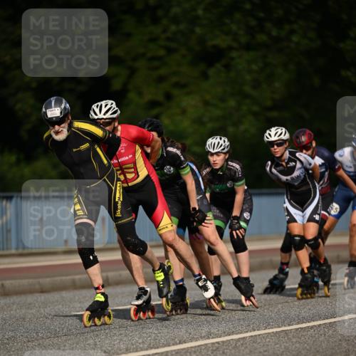 29.06.2025 - hella hamburg halbmarathon Dr. Thomas Lammeyer http://msf.ph/oto/8138913 29.06.2025 08:53:46 Kennedybrücke  meine-sportfotos.de