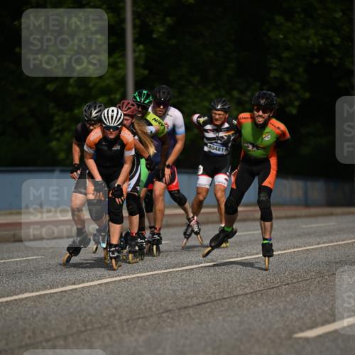 29.06.2025 - hella hamburg halbmarathon Dr. Thomas Lammeyer http://msf.ph/oto/8138930 29.06.2025 08:54:19 Kennedybrücke  meine-sportfotos.de