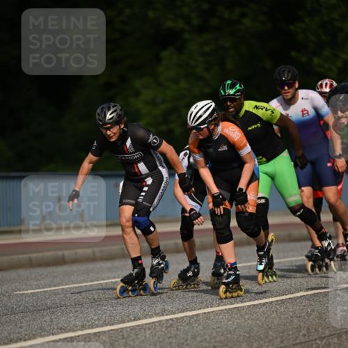 29.06.2025 - hella hamburg halbmarathon Dr. Thomas Lammeyer http://msf.ph/oto/8138952 29.06.2025 08:54:20 Kennedybrücke  meine-sportfotos.de