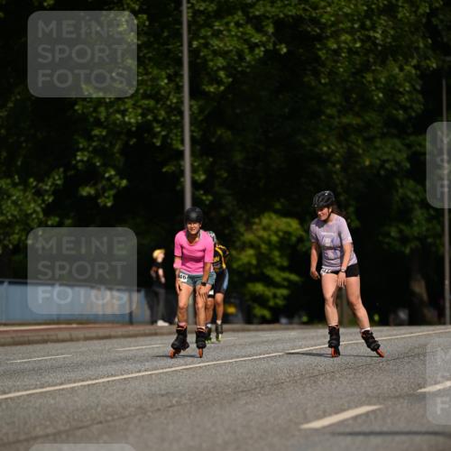 29.06.2025 - hella hamburg halbmarathon Dr. Thomas Lammeyer http://msf.ph/oto/8138983 29.06.2025 09:04:08 Kennedybrücke  meine-sportfotos.de