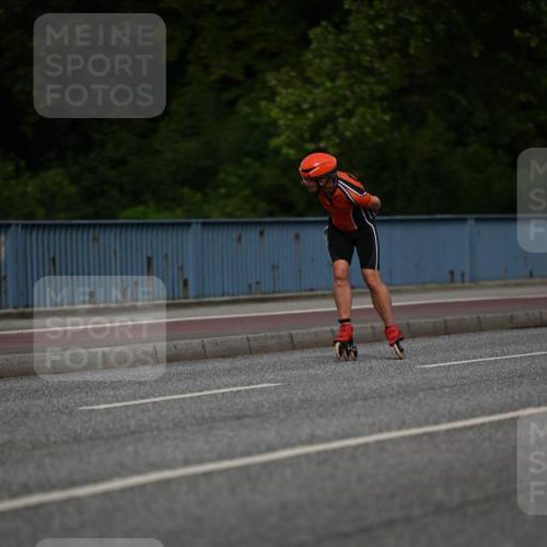 29.06.2025 - hella hamburg halbmarathon Dr. Thomas Lammeyer http://msf.ph/oto/8138990 29.06.2025 08:55:05 Kennedybrücke  meine-sportfotos.de