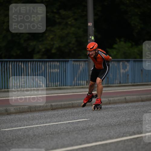 29.06.2025 - hella hamburg halbmarathon Dr. Thomas Lammeyer http://msf.ph/oto/8138999 29.06.2025 08:55:06 Kennedybrücke  meine-sportfotos.de