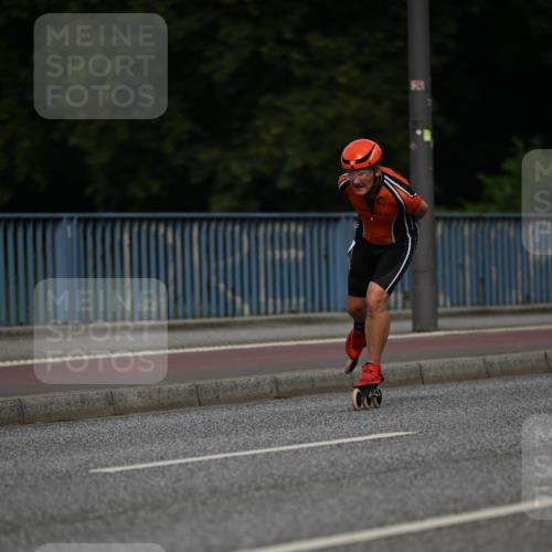 29.06.2025 - hella hamburg halbmarathon Dr. Thomas Lammeyer http://msf.ph/oto/8139001 29.06.2025 08:55:06 Kennedybrücke  meine-sportfotos.de