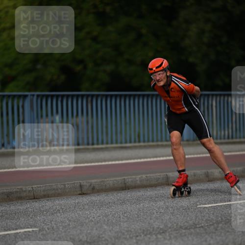 29.06.2025 - hella hamburg halbmarathon Dr. Thomas Lammeyer http://msf.ph/oto/8139005 29.06.2025 08:55:06 Kennedybrücke  meine-sportfotos.de