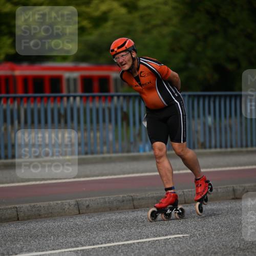29.06.2025 - hella hamburg halbmarathon Dr. Thomas Lammeyer http://msf.ph/oto/8139008 29.06.2025 08:55:07 Kennedybrücke  meine-sportfotos.de