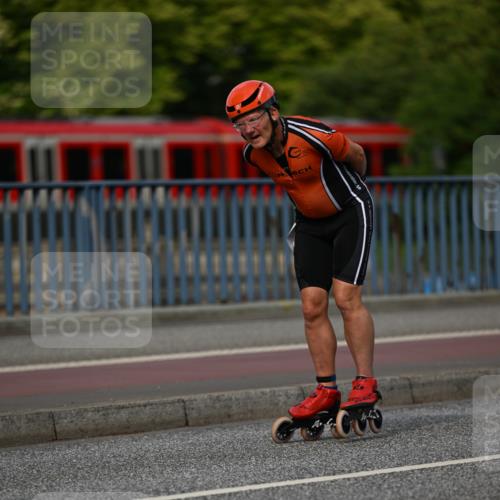 29.06.2025 - hella hamburg halbmarathon Dr. Thomas Lammeyer http://msf.ph/oto/8139009 29.06.2025 08:55:07 Kennedybrücke  meine-sportfotos.de