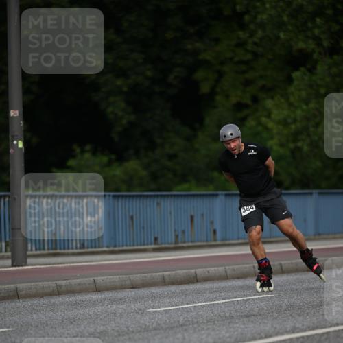 29.06.2025 - hella hamburg halbmarathon Dr. Thomas Lammeyer http://msf.ph/oto/8139014 29.06.2025 08:55:16 Kennedybrücke  meine-sportfotos.de