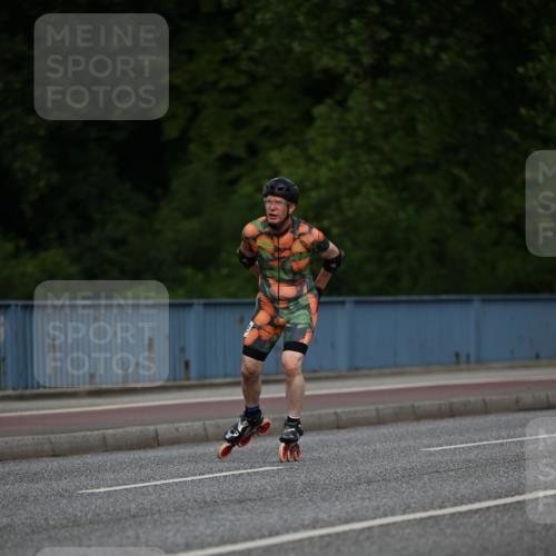 29.06.2025 - hella hamburg halbmarathon Dr. Thomas Lammeyer http://msf.ph/oto/8139024 29.06.2025 08:55:19 Kennedybrücke  meine-sportfotos.de
