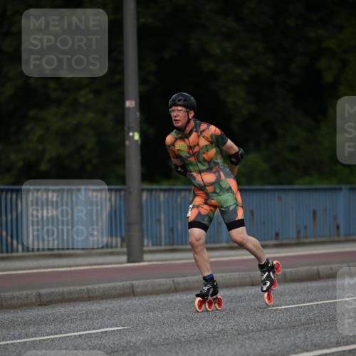 29.06.2025 - hella hamburg halbmarathon Dr. Thomas Lammeyer http://msf.ph/oto/8139029 29.06.2025 08:55:20 Kennedybrücke  meine-sportfotos.de