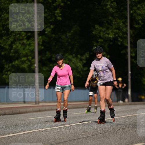 29.06.2025 - hella hamburg halbmarathon Dr. Thomas Lammeyer http://msf.ph/oto/8139053 29.06.2025 09:04:10 Kennedybrücke  meine-sportfotos.de