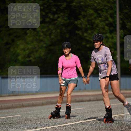 29.06.2025 - hella hamburg halbmarathon Dr. Thomas Lammeyer http://msf.ph/oto/8139067 29.06.2025 09:04:12 Kennedybrücke  meine-sportfotos.de