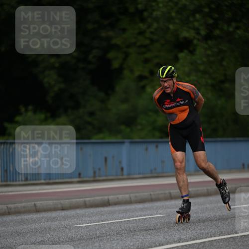 29.06.2025 - hella hamburg halbmarathon Dr. Thomas Lammeyer http://msf.ph/oto/8139086 29.06.2025 08:55:29 Kennedybrücke  meine-sportfotos.de