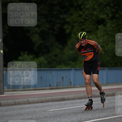 29.06.2025 - hella hamburg halbmarathon Dr. Thomas Lammeyer http://msf.ph/oto/8139088 29.06.2025 08:55:29 Kennedybrücke  meine-sportfotos.de