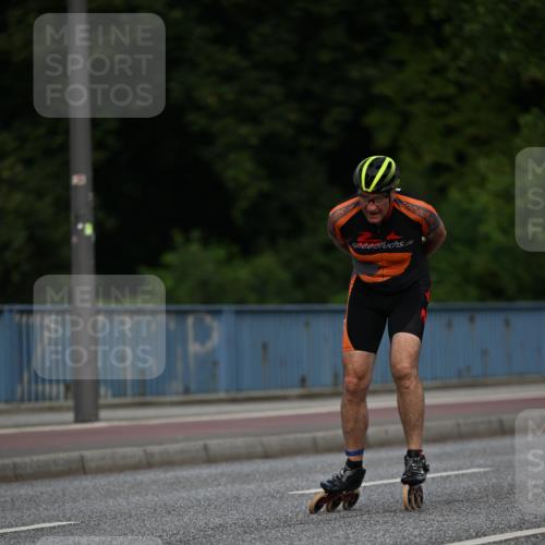 29.06.2025 - hella hamburg halbmarathon Dr. Thomas Lammeyer http://msf.ph/oto/8139092 29.06.2025 08:55:30 Kennedybrücke  meine-sportfotos.de