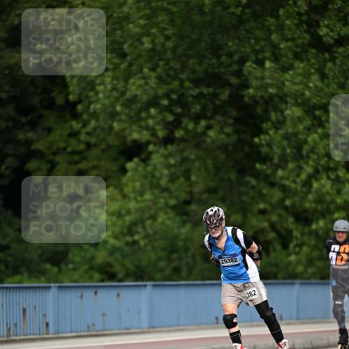 29.06.2025 - hella hamburg halbmarathon Dr. Thomas Lammeyer http://msf.ph/oto/8139108 29.06.2025 09:04:29 Kennedybrücke  meine-sportfotos.de