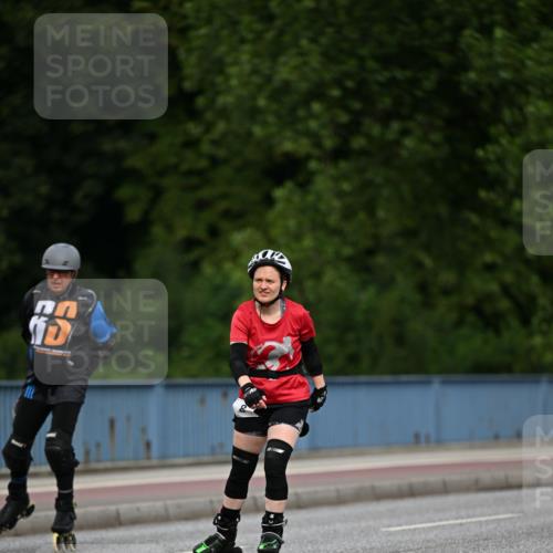 29.06.2025 - hella hamburg halbmarathon Dr. Thomas Lammeyer http://msf.ph/oto/8139121 29.06.2025 09:04:32 Kennedybrücke  meine-sportfotos.de