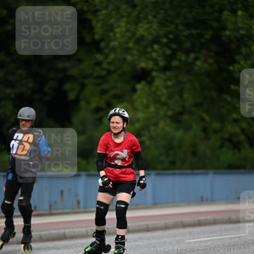 29.06.2025 - hella hamburg halbmarathon Dr. Thomas Lammeyer http://msf.ph/oto/8139122 29.06.2025 09:04:32 Kennedybrücke  meine-sportfotos.de