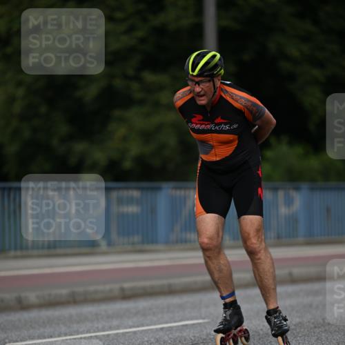 29.06.2025 - hella hamburg halbmarathon Dr. Thomas Lammeyer http://msf.ph/oto/8139131 29.06.2025 08:55:30 Kennedybrücke  meine-sportfotos.de