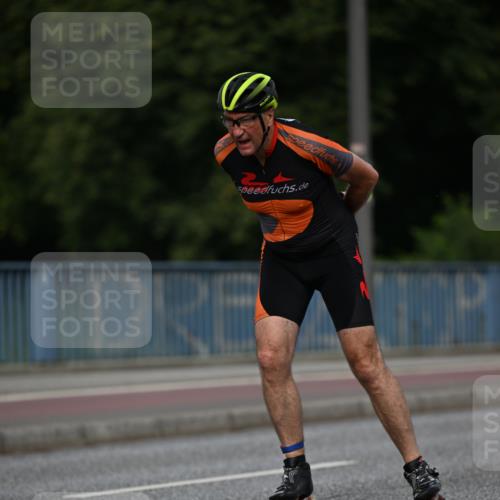 29.06.2025 - hella hamburg halbmarathon Dr. Thomas Lammeyer http://msf.ph/oto/8139133 29.06.2025 08:55:31 Kennedybrücke  meine-sportfotos.de