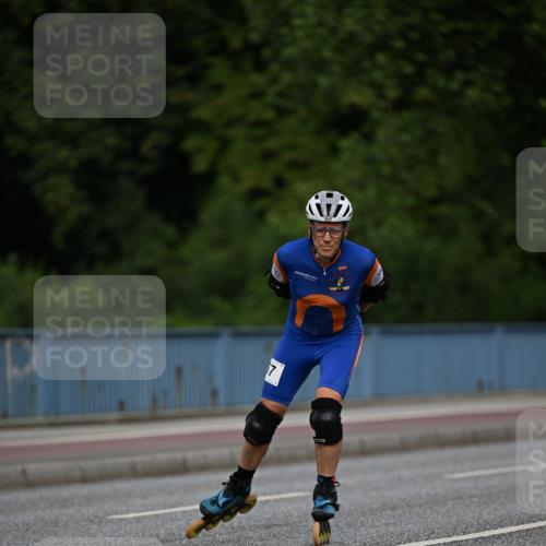 29.06.2025 - hella hamburg halbmarathon Dr. Thomas Lammeyer http://msf.ph/oto/8139134 29.06.2025 08:55:33 Kennedybrücke  meine-sportfotos.de
