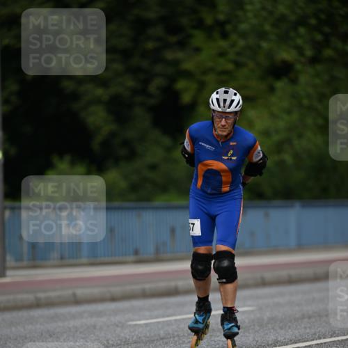 29.06.2025 - hella hamburg halbmarathon Dr. Thomas Lammeyer http://msf.ph/oto/8139136 29.06.2025 08:55:33 Kennedybrücke  meine-sportfotos.de