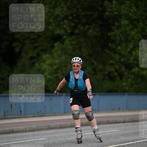 29.06.2025 - hella hamburg halbmarathon Dr. Thomas Lammeyer http://msf.ph/oto/8139193 29.06.2025 09:04:39 Kennedybrücke  meine-sportfotos.de