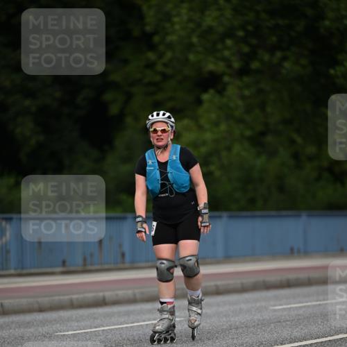 29.06.2025 - hella hamburg halbmarathon Dr. Thomas Lammeyer http://msf.ph/oto/8139199 29.06.2025 09:04:39 Kennedybrücke  meine-sportfotos.de