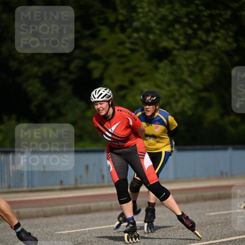 29.06.2025 - hella hamburg halbmarathon Dr. Thomas Lammeyer http://msf.ph/oto/8139206 29.06.2025 08:55:55 Kennedybrücke  meine-sportfotos.de