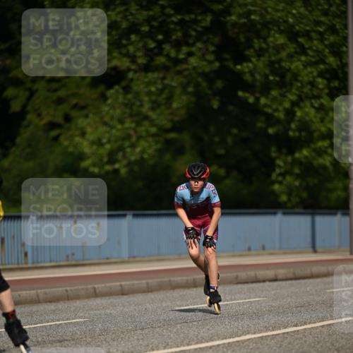 29.06.2025 - hella hamburg halbmarathon Dr. Thomas Lammeyer http://msf.ph/oto/8139207 29.06.2025 08:55:55 Kennedybrücke  meine-sportfotos.de