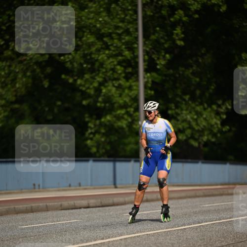 29.06.2025 - hella hamburg halbmarathon Dr. Thomas Lammeyer http://msf.ph/oto/8139245 29.06.2025 08:56:01 Kennedybrücke  meine-sportfotos.de