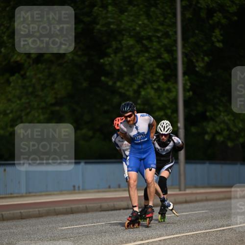 29.06.2025 - hella hamburg halbmarathon Dr. Thomas Lammeyer http://msf.ph/oto/8139267 29.06.2025 08:56:33 Kennedybrücke  meine-sportfotos.de