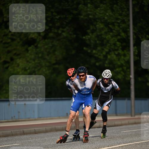29.06.2025 - hella hamburg halbmarathon Dr. Thomas Lammeyer http://msf.ph/oto/8139269 29.06.2025 08:56:34 Kennedybrücke  meine-sportfotos.de