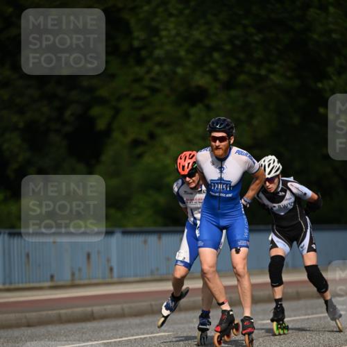 29.06.2025 - hella hamburg halbmarathon Dr. Thomas Lammeyer http://msf.ph/oto/8139273 29.06.2025 08:56:34 Kennedybrücke  meine-sportfotos.de