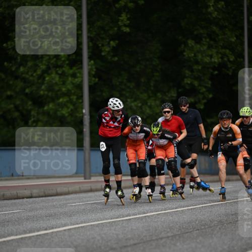 29.06.2025 - hella hamburg halbmarathon Dr. Thomas Lammeyer http://msf.ph/oto/8139288 29.06.2025 08:56:49 Kennedybrücke  meine-sportfotos.de